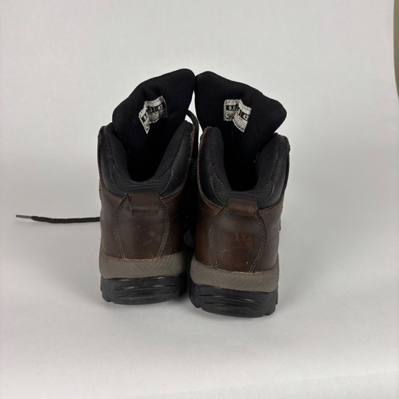 Hi-Tec Brown and Black Leather Rugged Outdoor Boots, Work/Hike with Durable Sole - Picture 5 of 10